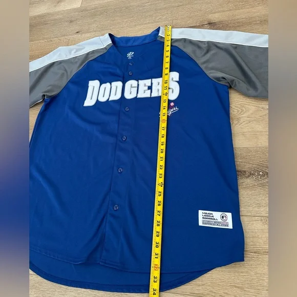 Dodger Jersey button up XXL - Picture 6 of 7